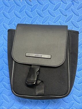 Nikon Black Travel Camera & Gear Pouch - 3x6x7